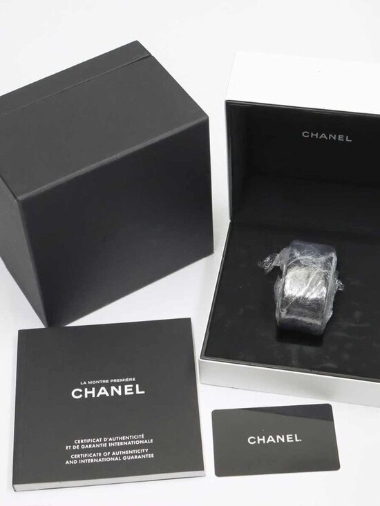 Chanel Premiere Diamond Bezel Watch White Shell Quartz main image 7